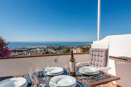 Bonito Apartamento Con Preciosas Vistas Y Piscina Nerja Apartment